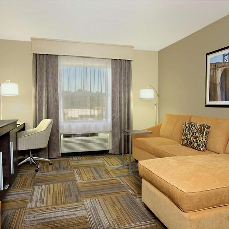 Hampton Inn & Suites-Florence Downtown Екстериор снимка