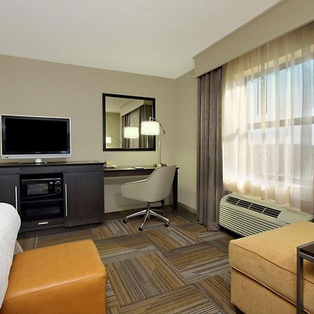 Hampton Inn & Suites-Florence Downtown Екстериор снимка