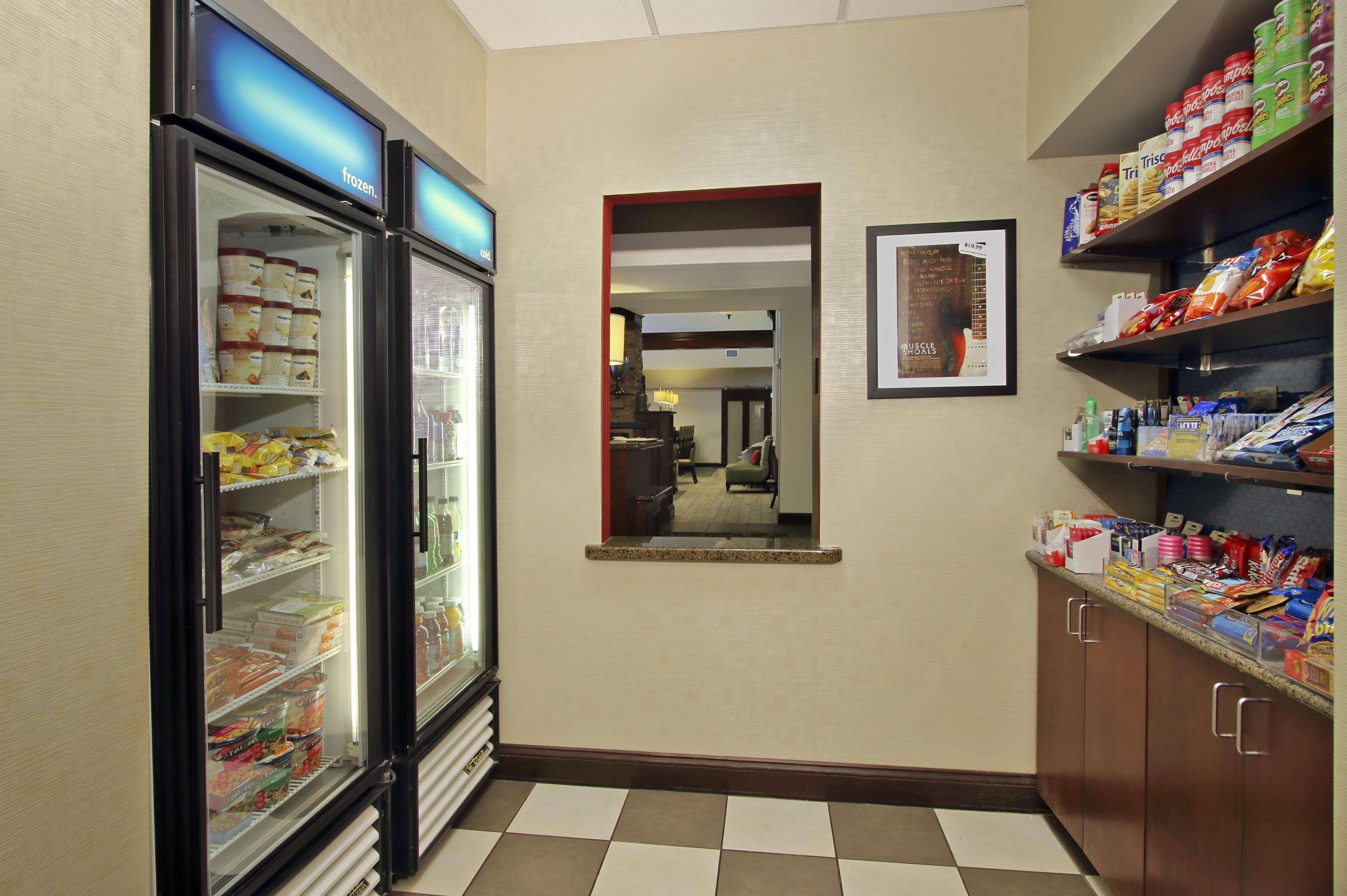 Hampton Inn & Suites-Florence Downtown Екстериор снимка