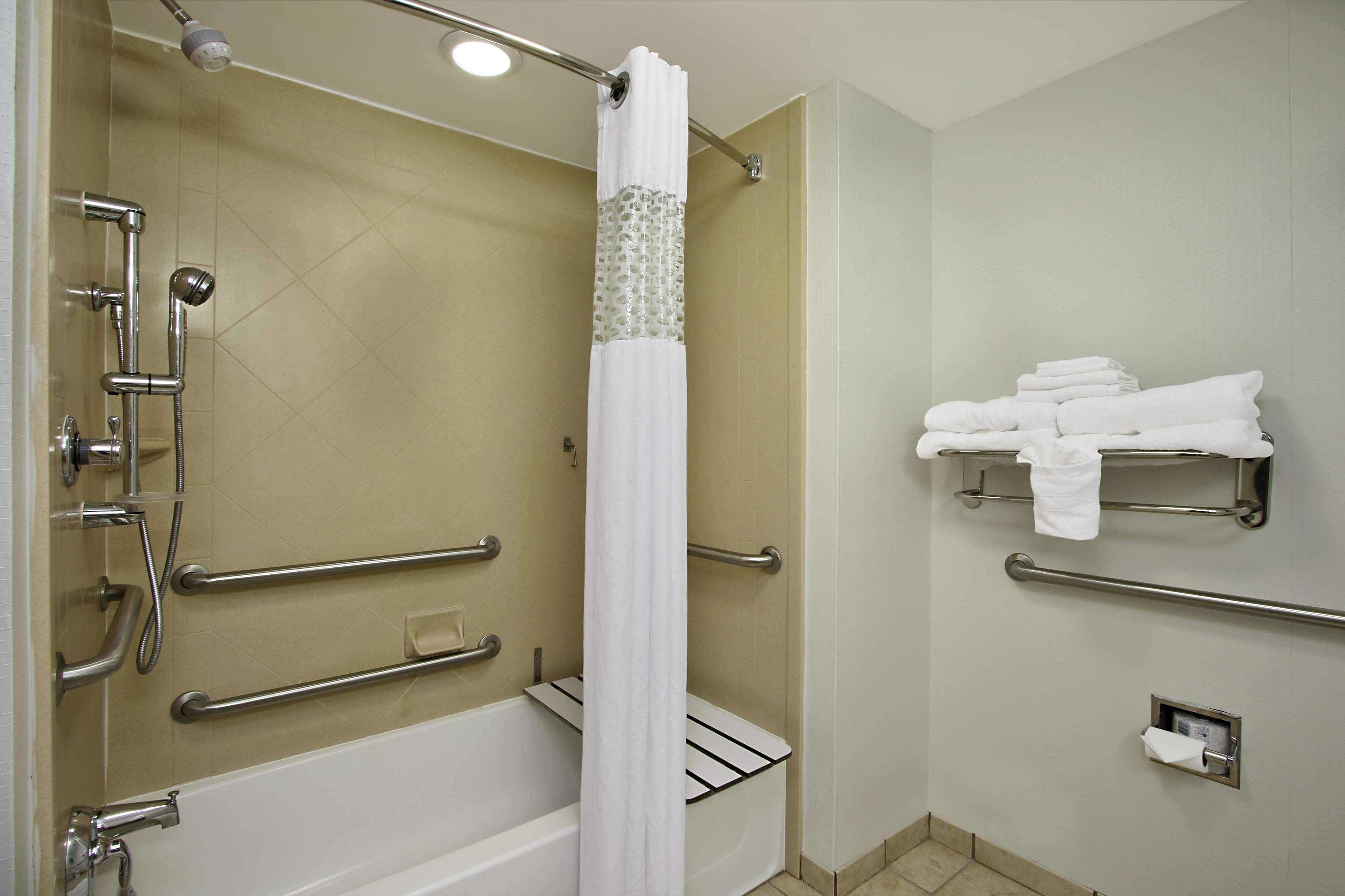 Hampton Inn & Suites-Florence Downtown Екстериор снимка