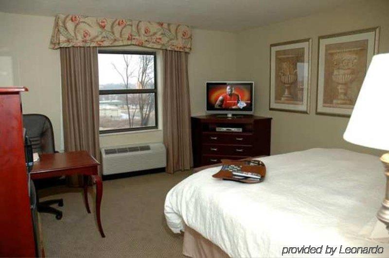 Hampton Inn & Suites-Florence Downtown Стая снимка