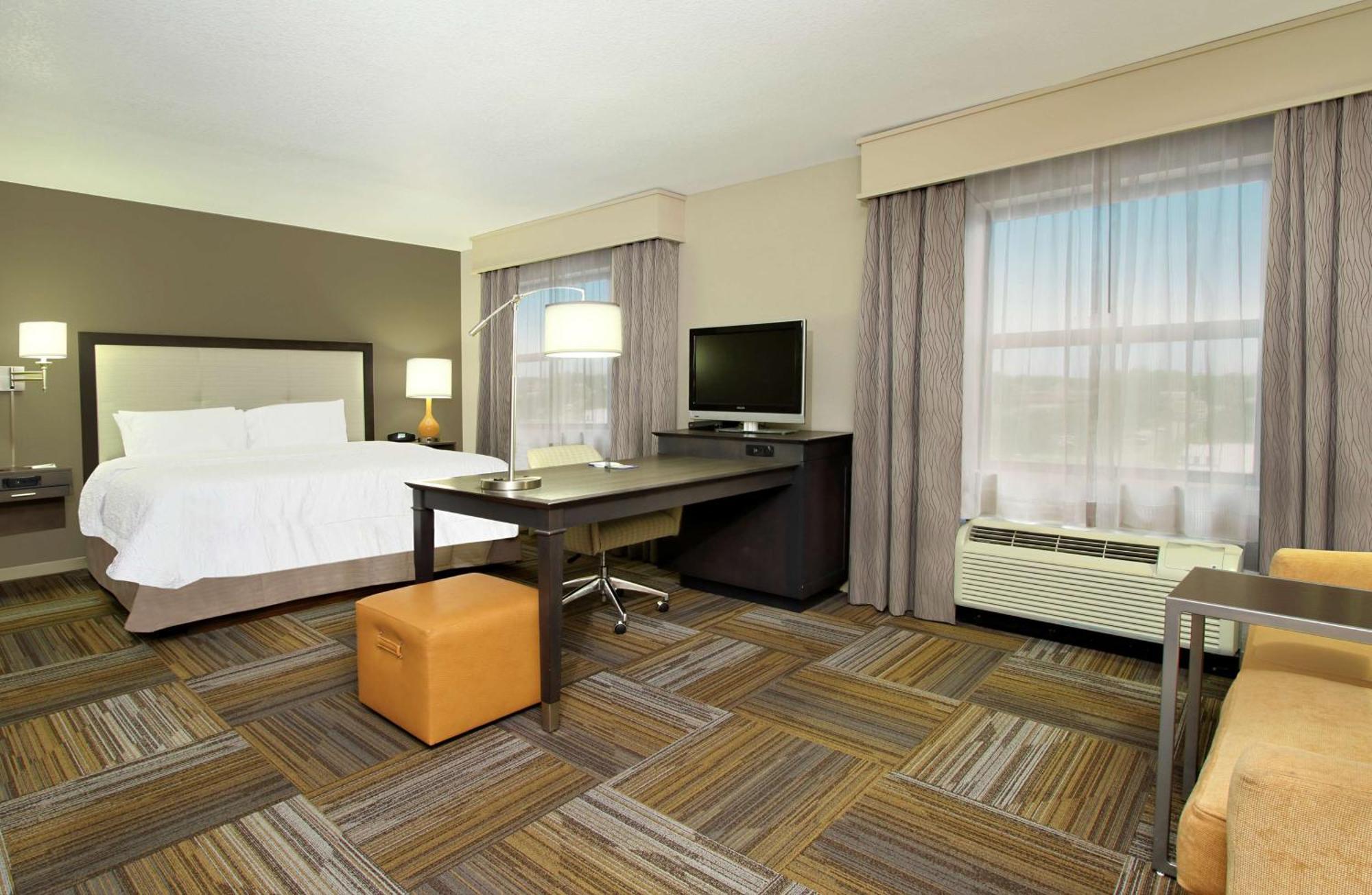 Hampton Inn & Suites-Florence Downtown Екстериор снимка