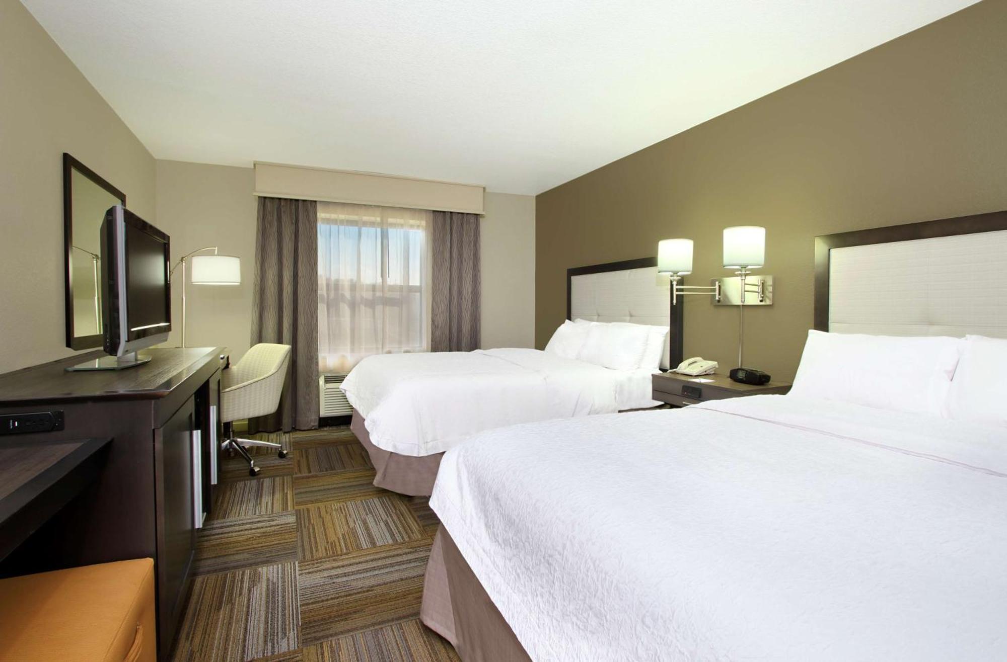 Hampton Inn & Suites-Florence Downtown Екстериор снимка