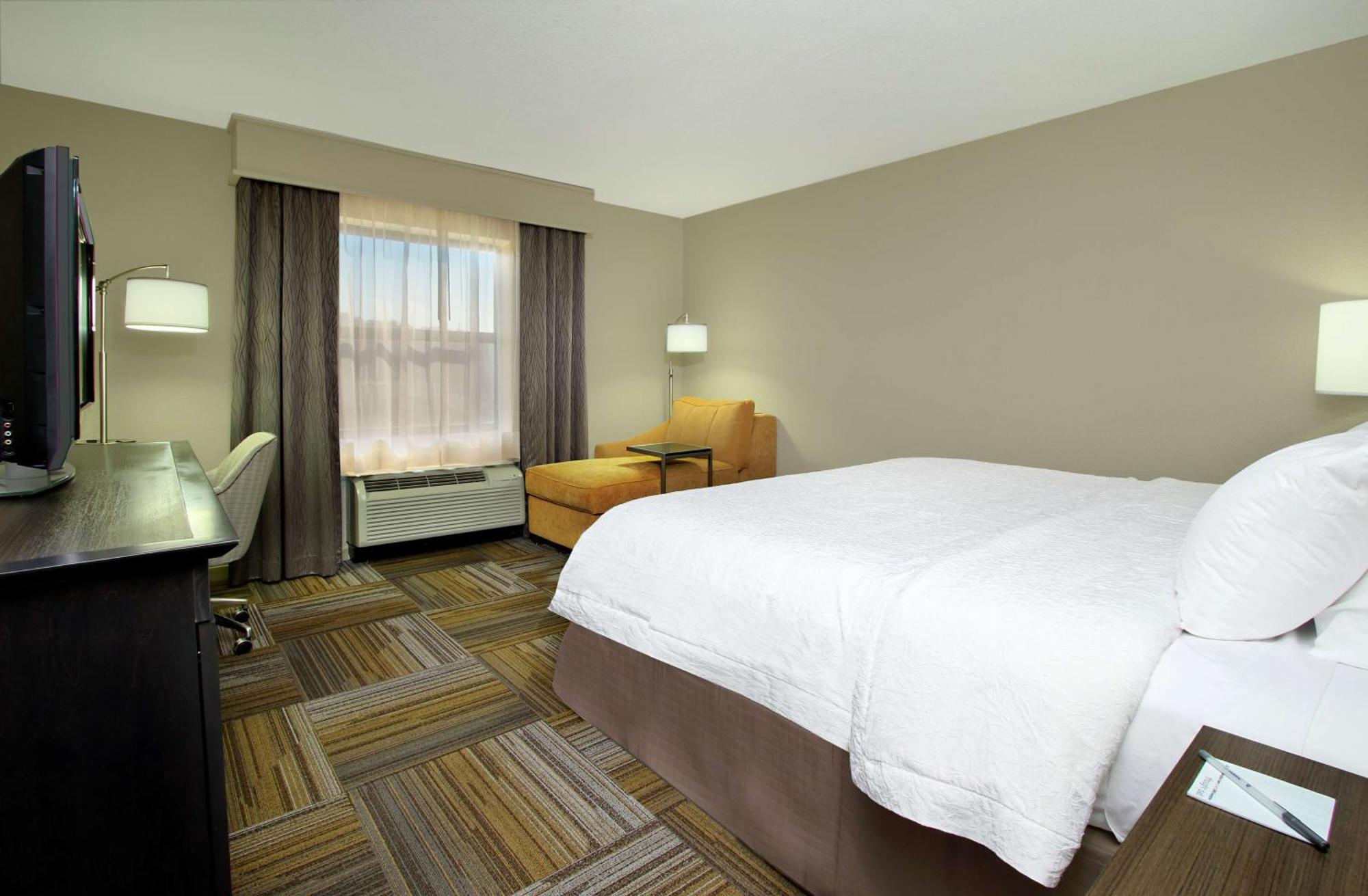 Hampton Inn & Suites-Florence Downtown Екстериор снимка