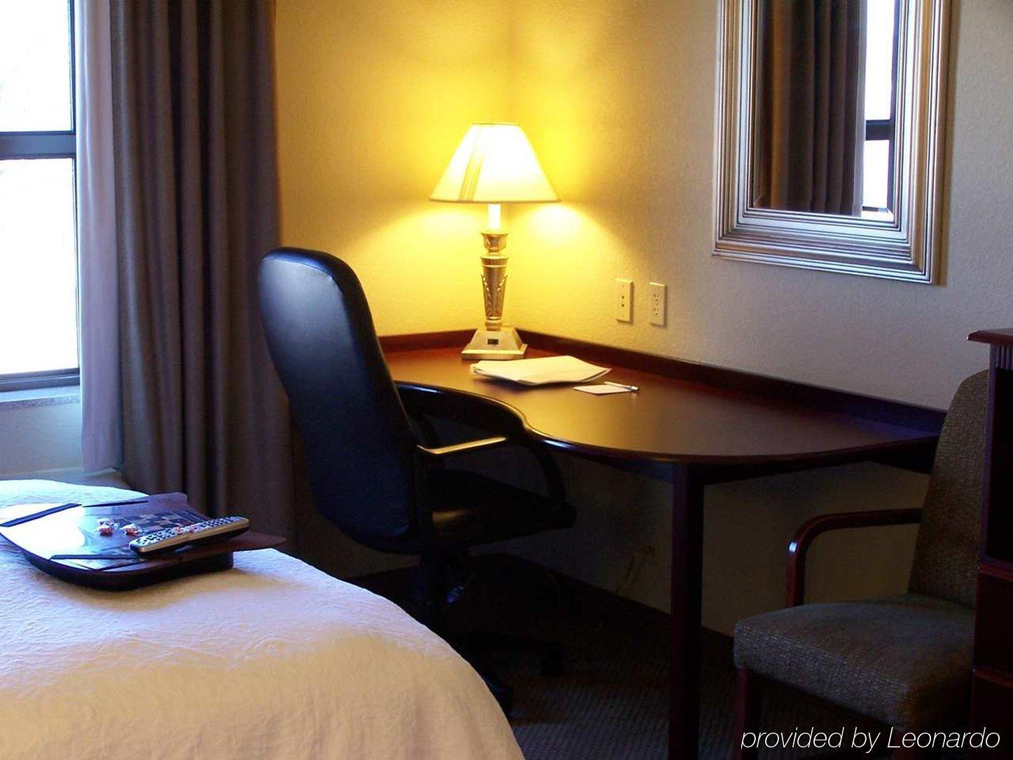 Hampton Inn & Suites-Florence Downtown Стая снимка