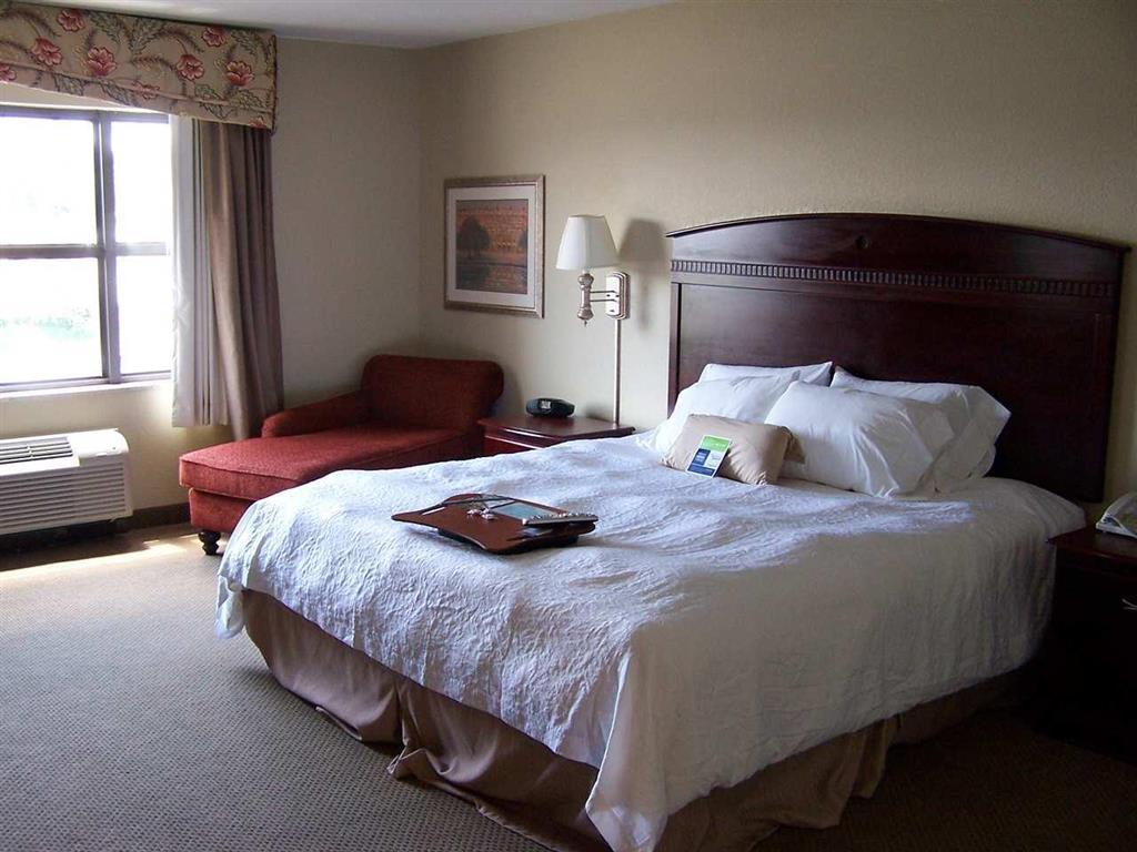 Hampton Inn & Suites-Florence Downtown Стая снимка