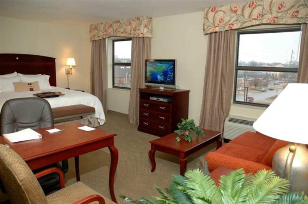 Hampton Inn & Suites-Florence Downtown Стая снимка